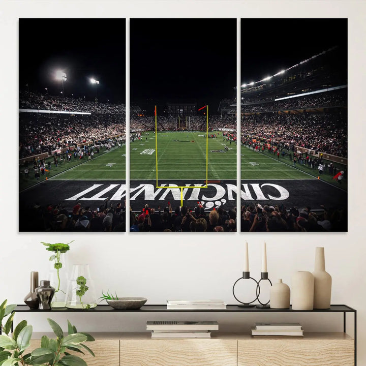 Cincinnati Bearcats Football Team Print - Nippert Stadium Wall Art Canvas Print