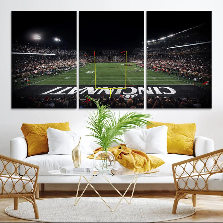 Cincinnati Bearcats Football Team Print - Nippert Stadium Wall Art Canvas Print