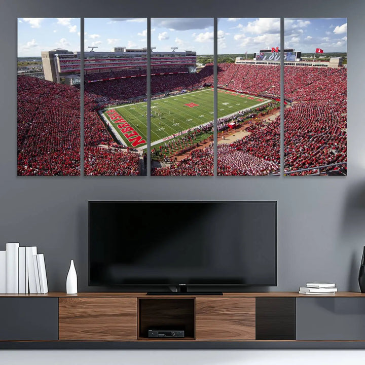 University of Nebraska Cornhuskers Football Team Print - Lincoln Memorial Stadium Wall Art Canvas Print