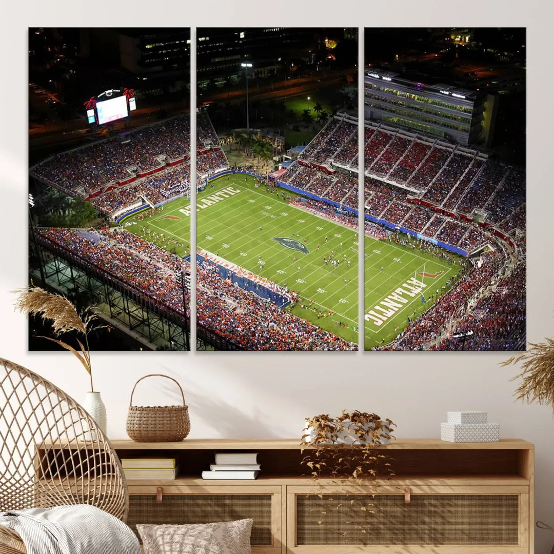 Florida Atlantic University Owls Football Team Print - Boca Raton FAU Stadium Wall Art Canvas Print