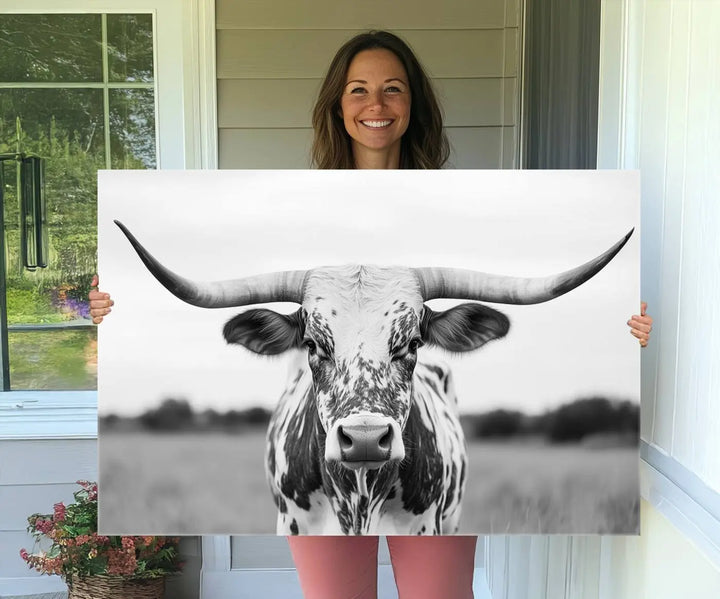 Highland Cow Wall Art - Black and White Western Longhorn Canvas - Farmhouse Living Room Decor - Southwestern Animal Artwork for Home