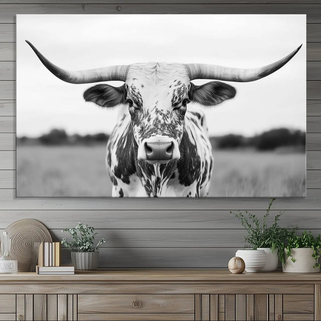 Highland Cow Wall Art - Black and White Western Longhorn Canvas - Farmhouse Living Room Decor - Southwestern Animal Artwork for Home