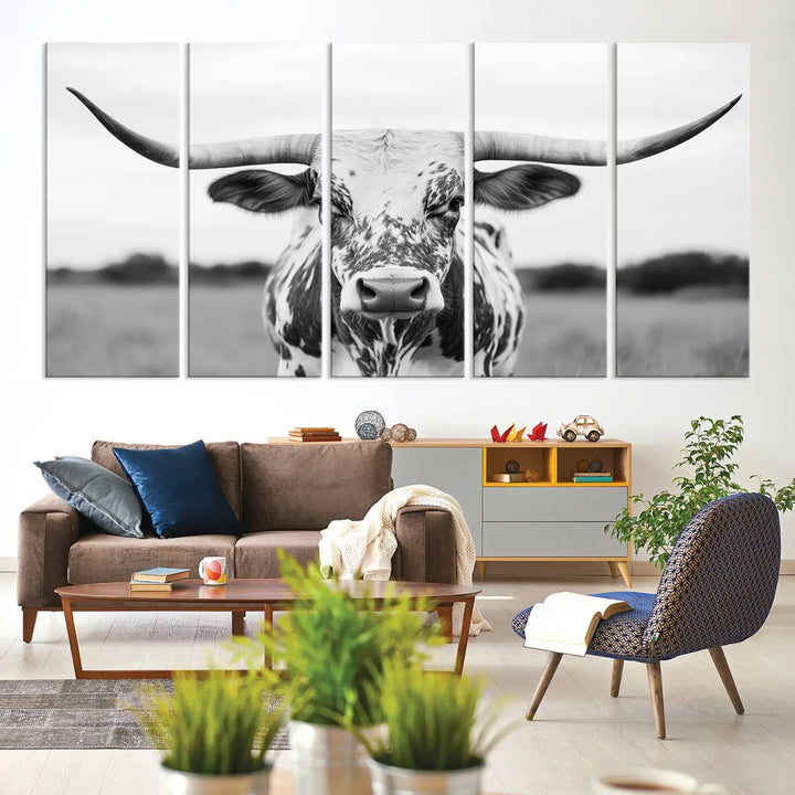 Highland Cow Wall Art - Black and White Western Longhorn Canvas - Farmhouse Living Room Decor - Southwestern Animal Artwork for Home