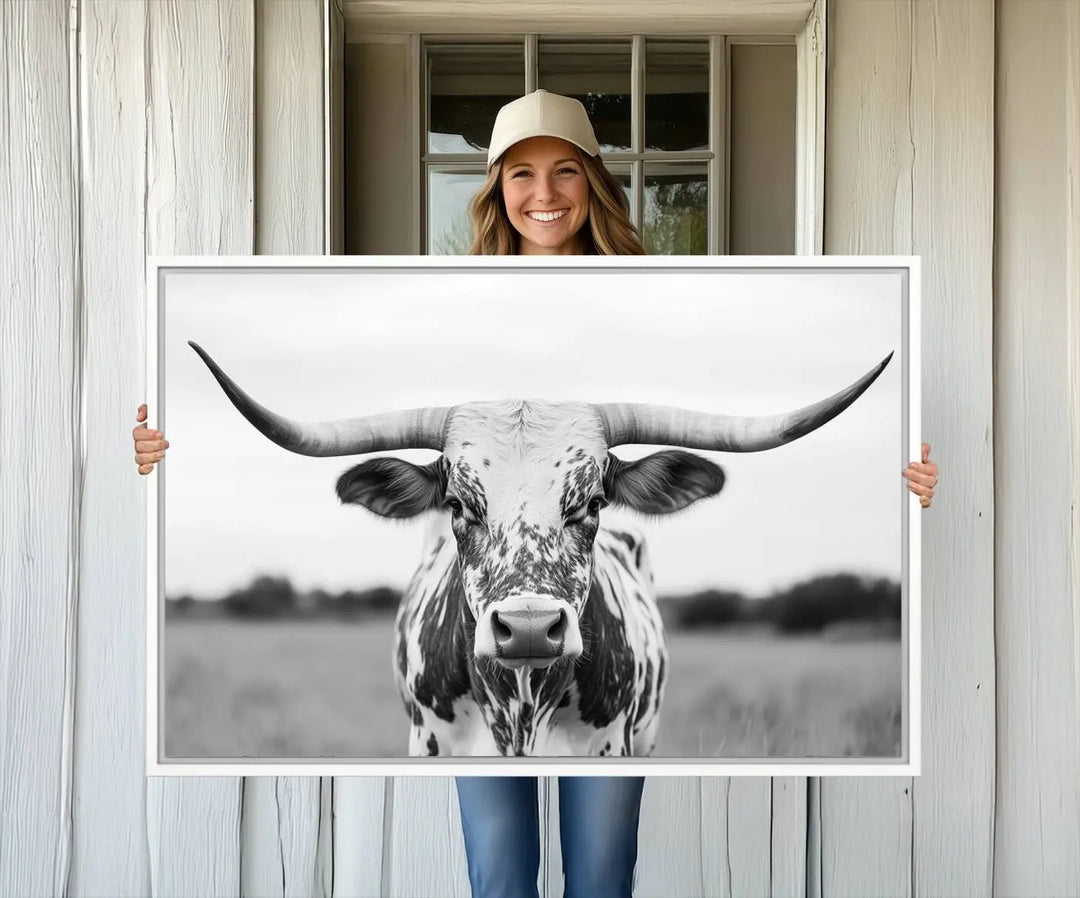 Highland Cow Wall Art - Black and White Western Longhorn Canvas - Farmhouse Living Room Decor - Southwestern Animal Artwork for Home