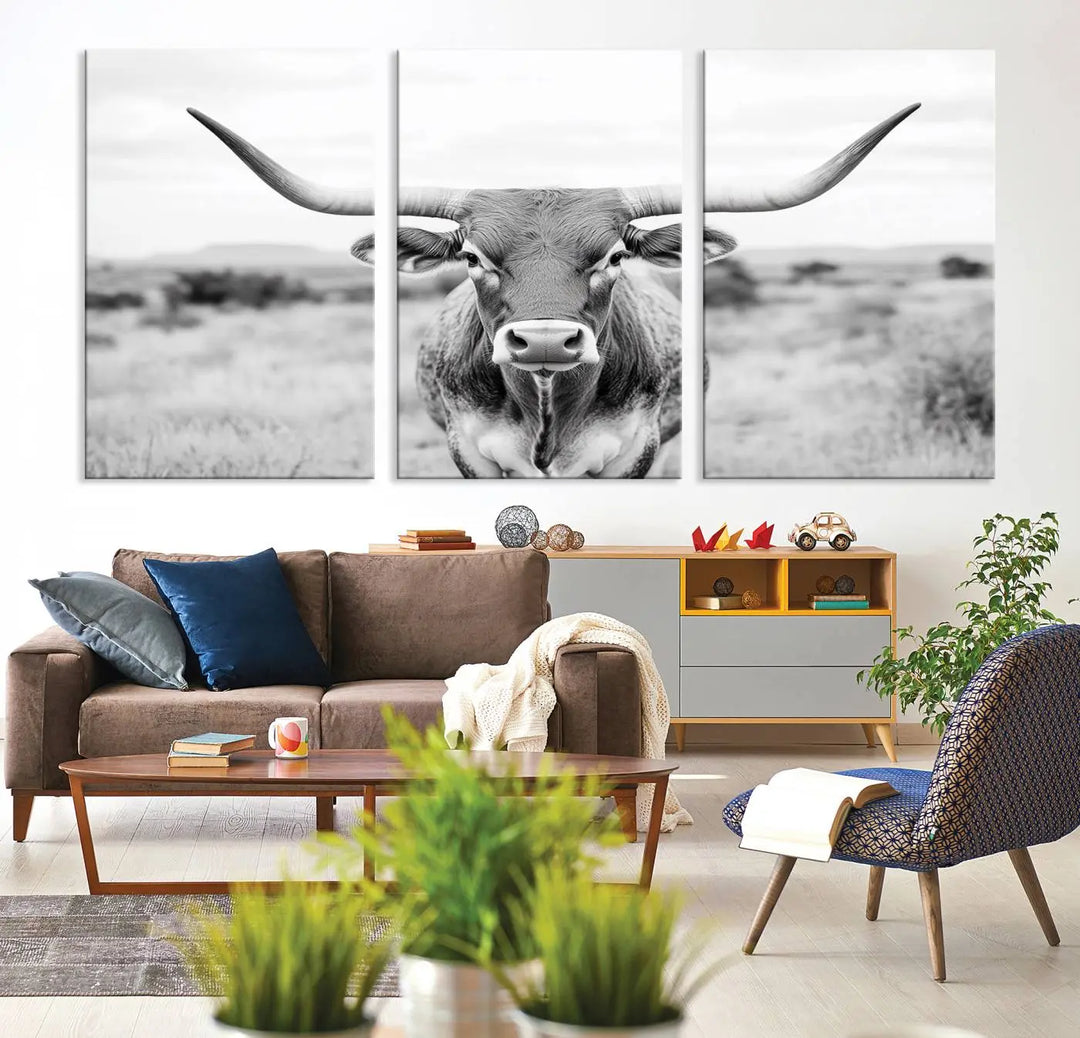 Highland Cow Wall Art Print - Black and White Texas Western Longhorn Canvas - Farmhouse Decor Print - Southwestern Animal Artwork for Home