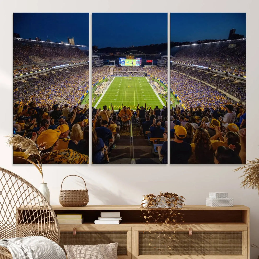 Pittsburgh Panthers Football Team Print - Pittsburgh Acrisure Stadium Wall Art Canvas Print