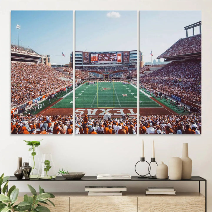 University of Texas Longhorns Football Team Print - Austin Darrell K Royal-Texas Memorial Stadium at Campbell-Williams Field Wall Art Canvas Print