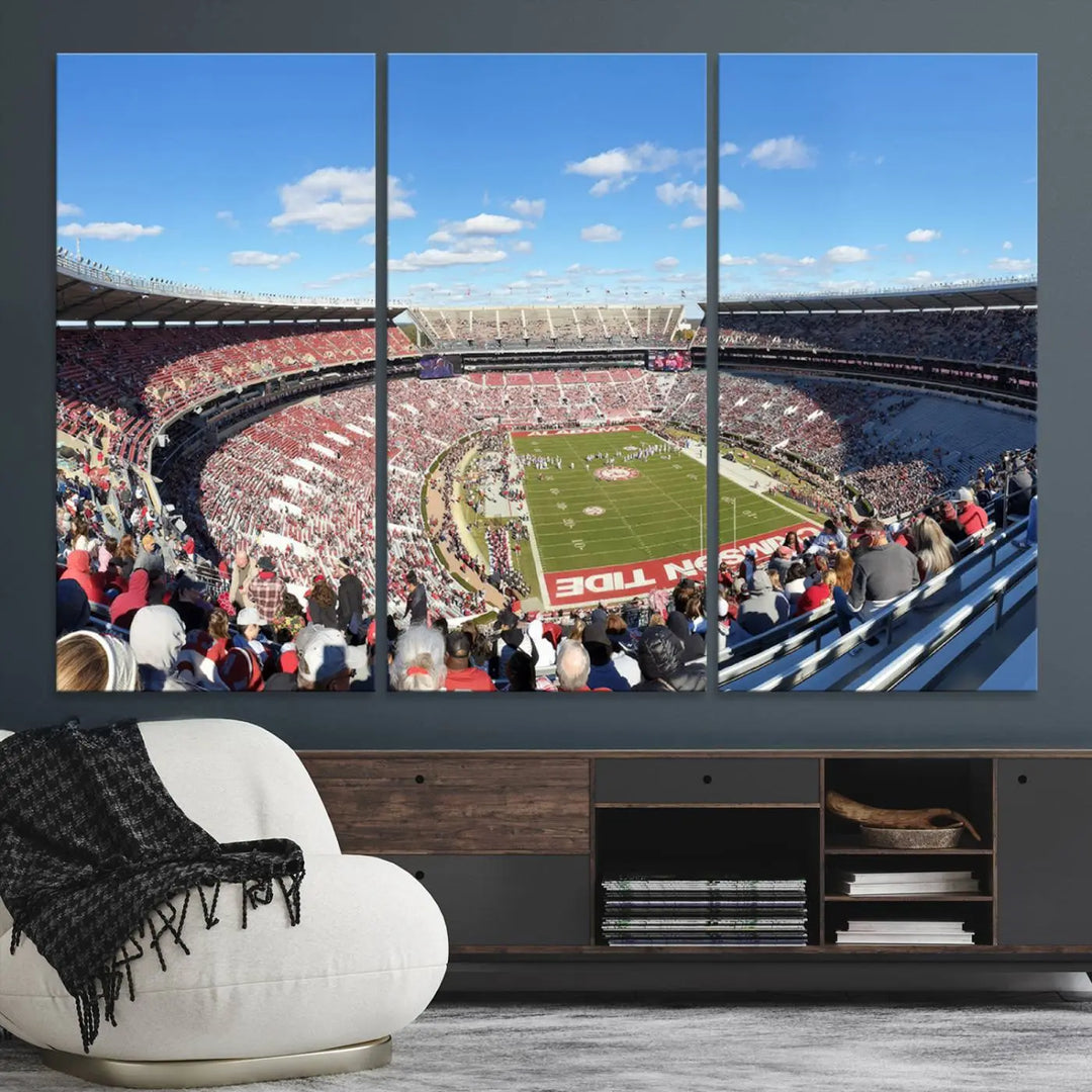 University of Alabama Crimson Tide Football Team Print - Tuscaloosa Bryant-Denny Stadium Wall Art Canvas Print