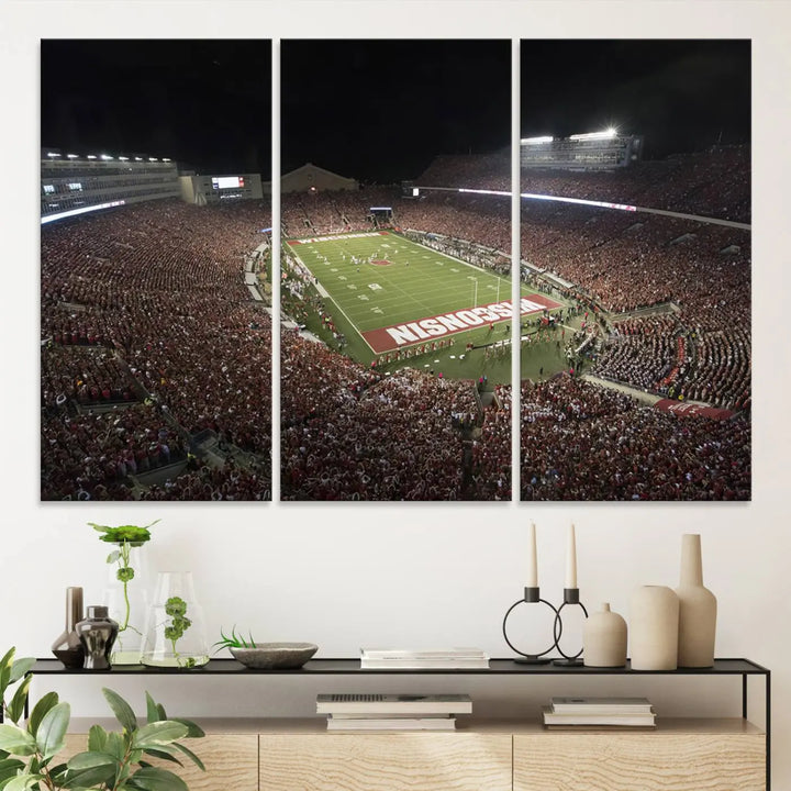 Wisconsin Badgers Football Team Print - Madison Camp Randall Stadium Wall Art Canvas Print