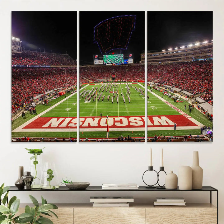 Wisconsin Badgers Football Team Print - Madison Camp Randall Stadium Wall Art Canvas Print