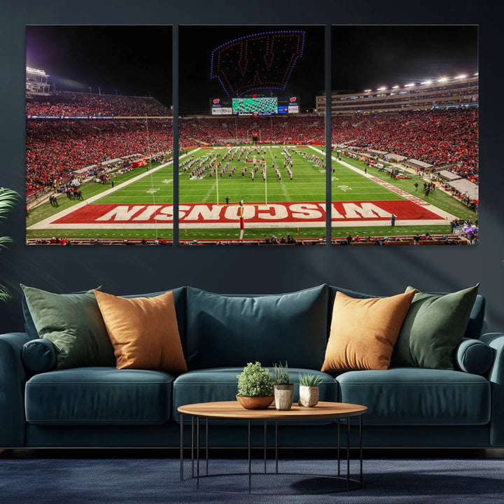 Wisconsin Badgers Football Team Print - Madison Camp Randall Stadium Wall Art Canvas Print