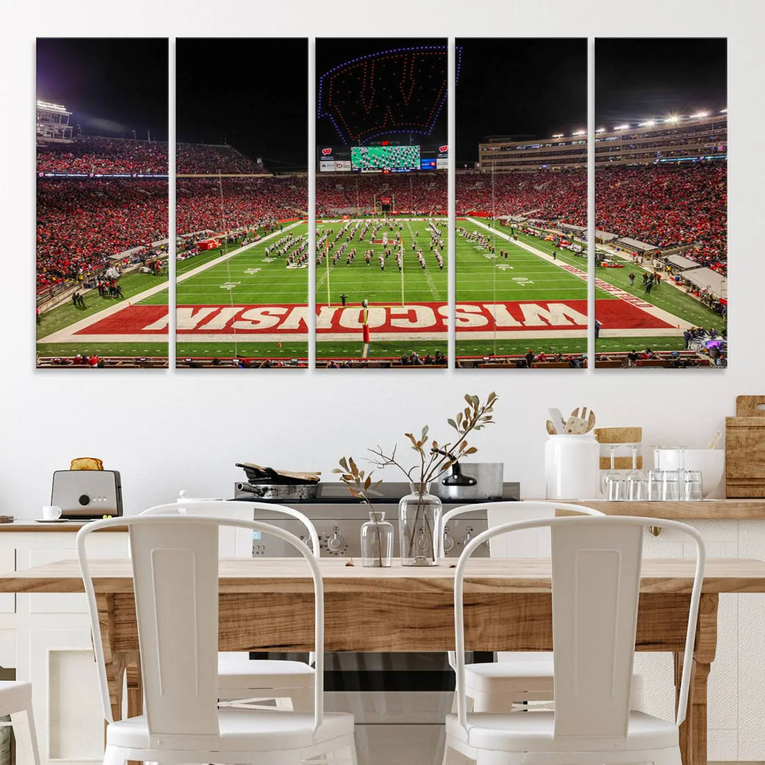 Wisconsin Badgers Football Team Print - Madison Camp Randall Stadium Wall Art Canvas Print