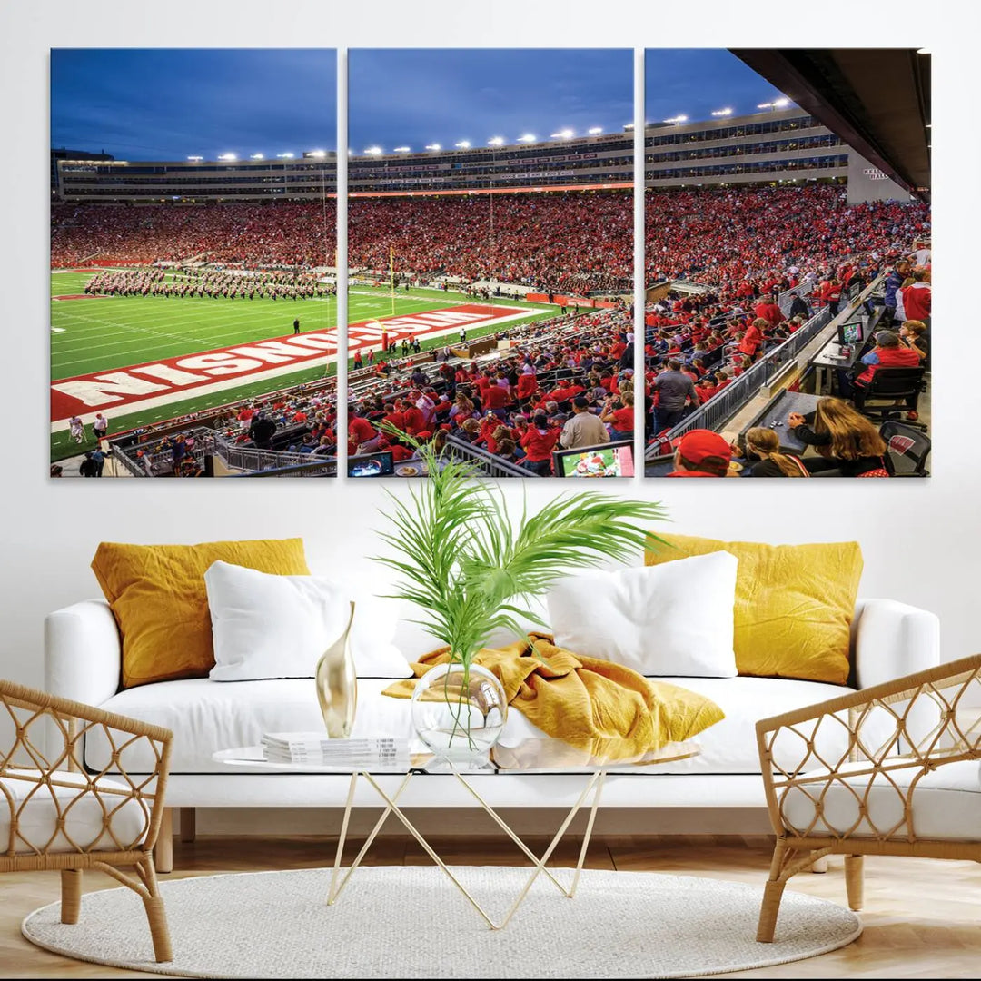 Wisconsin Badgers Football Team Print - Madison Camp Randall Stadium Wall Art Canvas Print