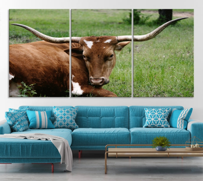 Big Horn Cow Green Grass Animal Picture Art Wall Decor Canvas Print