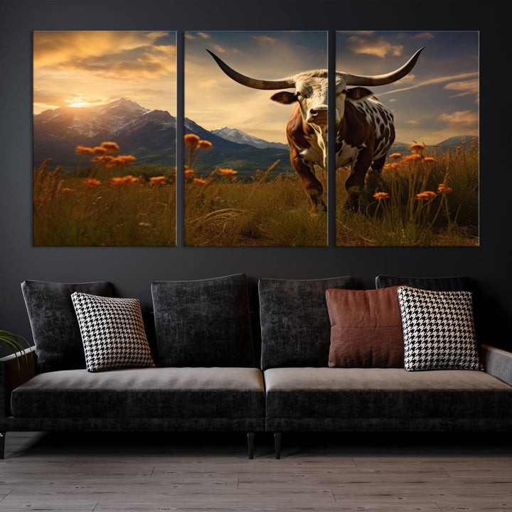 Cow Bighorn Wall Art Canvas Print, Longhorn Texas Large Cow Animal Canvas Print