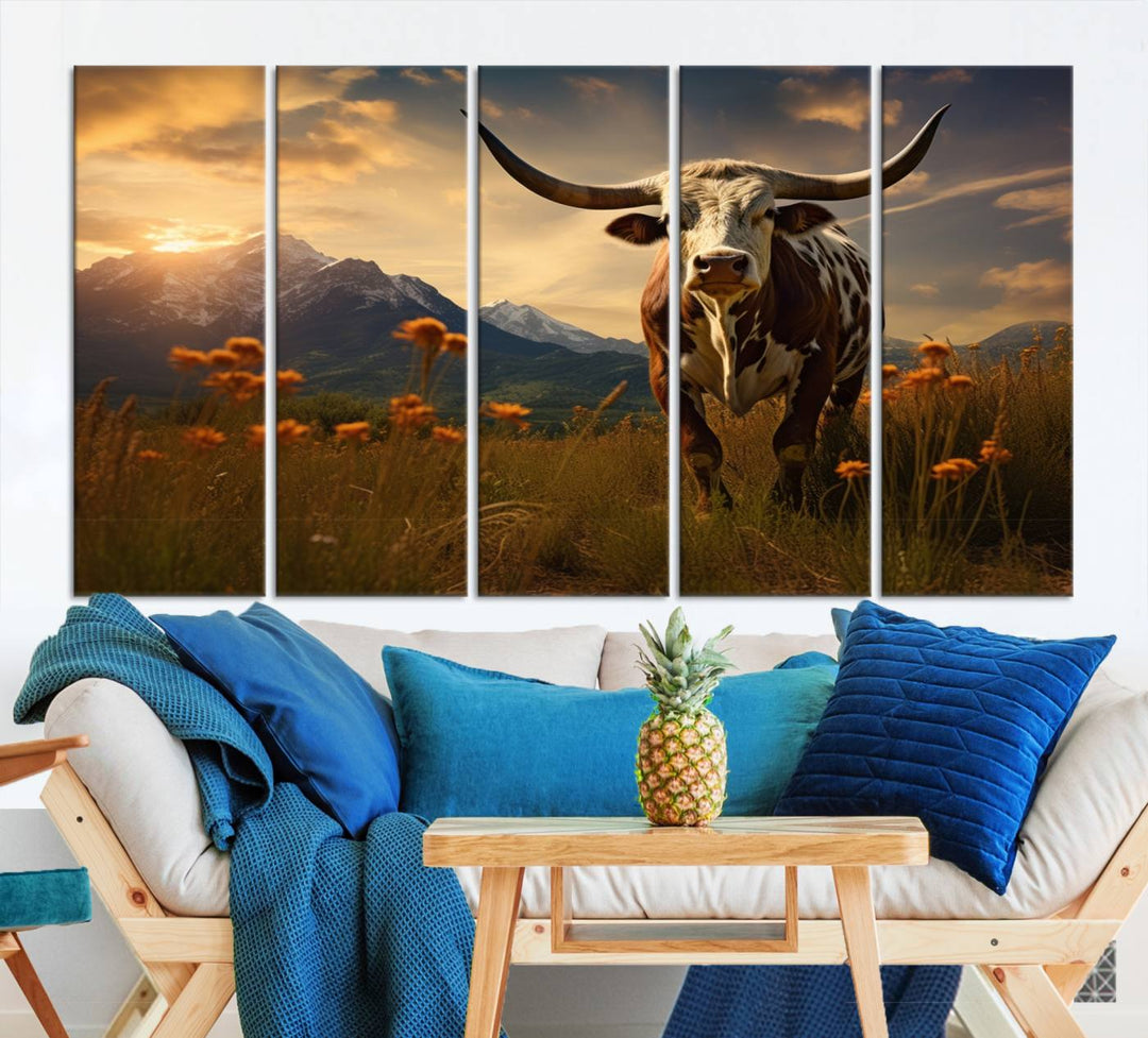 Cow Bighorn Wall Art Canvas Print, Longhorn Texas Large Cow Animal Canvas Print