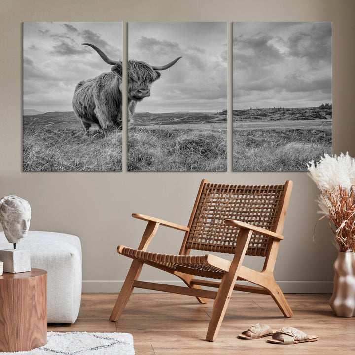 Grayscale Highland Cattle Canvas Art Print Extra Large Wall Art Animal Pictures Canvas Art Cow Print Art Framed Multi Piece Canvas Artwork for Living Room Office Modern Home Decoration