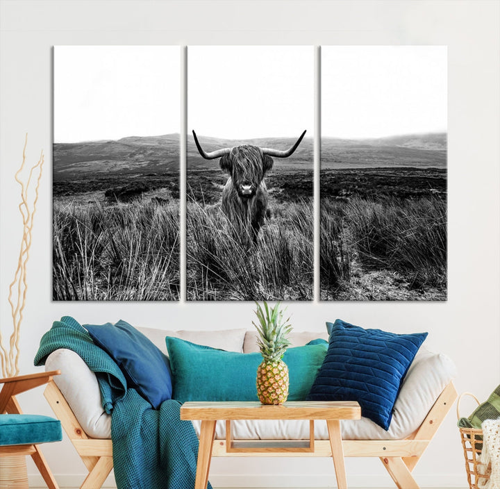 Highland Cow Canvas Wall Art Farmhouse Decor Cow Black White Print Rustic Wall Decor Animals Painting Scottish Cow Wall Art