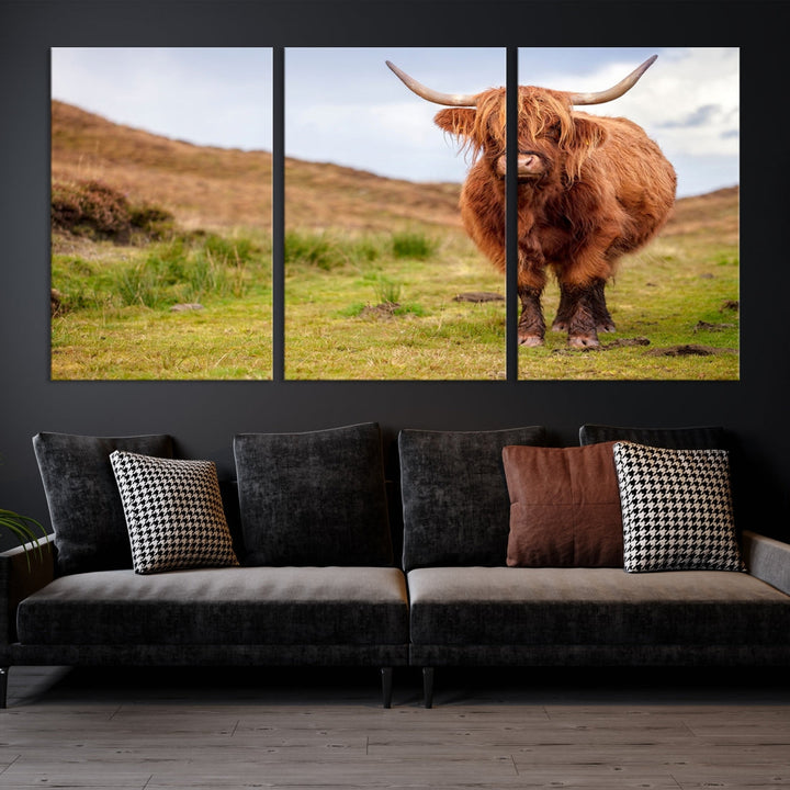 Highland Cow Large Animal Canvas Wall Art Texas Cow Canvas Art Cattle Photograph Art Canvas Picture Animal Art Print Home Decor Farmhouse Art Multi Panel Framed Wall Art Canvas Print