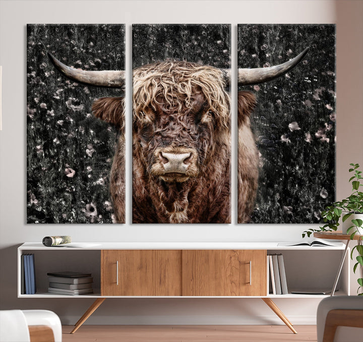 Highland Cow Photography Canvas Wall Art Print Animal Wall Art Painting Large Cow Canvas Print Home Office Ranch Farm Decoration Framed Ready to Hang Animal Canvas Art Nature Photo Art