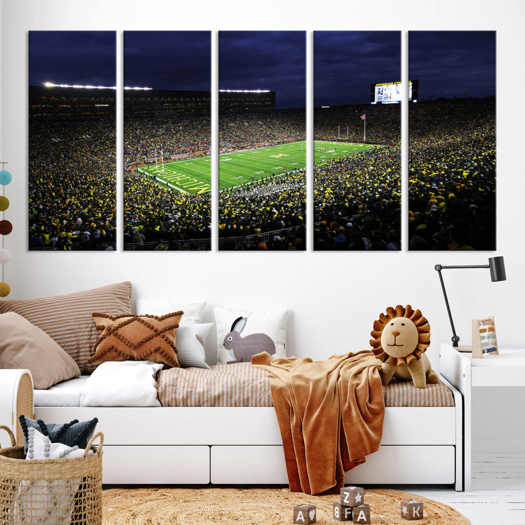 Michigan Football Stadium Wall Art Canvas Print, NFL Wall Art, Sports Room Wall Art Print, Sports Grill Bar Wall Decor, Football Lover Decor