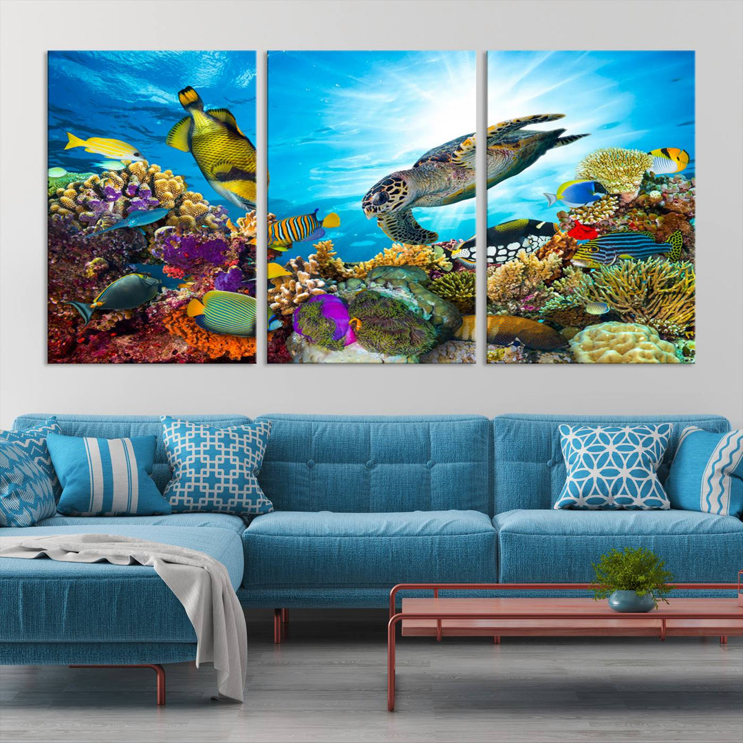 Ocean Underwater Life Turtle Wall Art Canvas Print