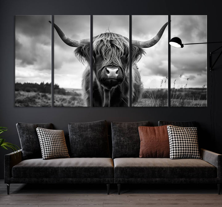 Scottish Highland Cow Longhorn Canvas Wall Art Print, Large Highland Cow Horn Wall Art Canvas Print for Living Room, Modern Farmhouse Decor