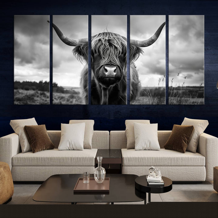 Scottish Highland Cow Longhorn Canvas Wall Art Print, Large Highland Cow Horn Wall Art Canvas Print for Living Room, Modern Farmhouse Decor