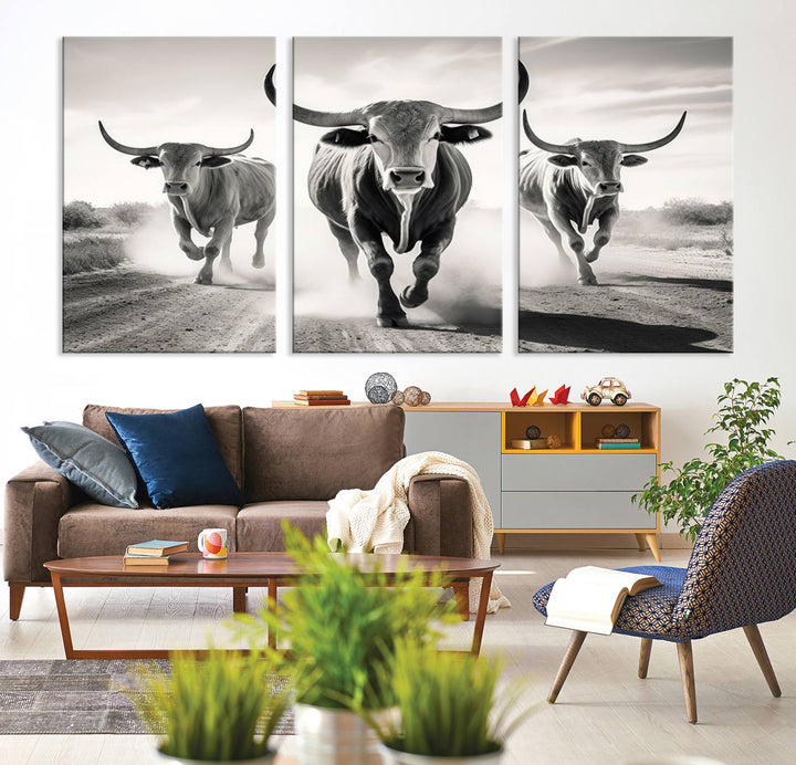 Texas Bighorn Cow Animal Wall Art Canvas Print, Longhorn Cow Large Wall Art