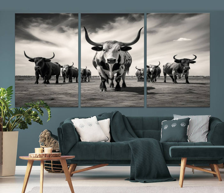 Texas Bighorn Cow Animal Wall Art Canvas Print, Longhorn Cow Large Wall Art