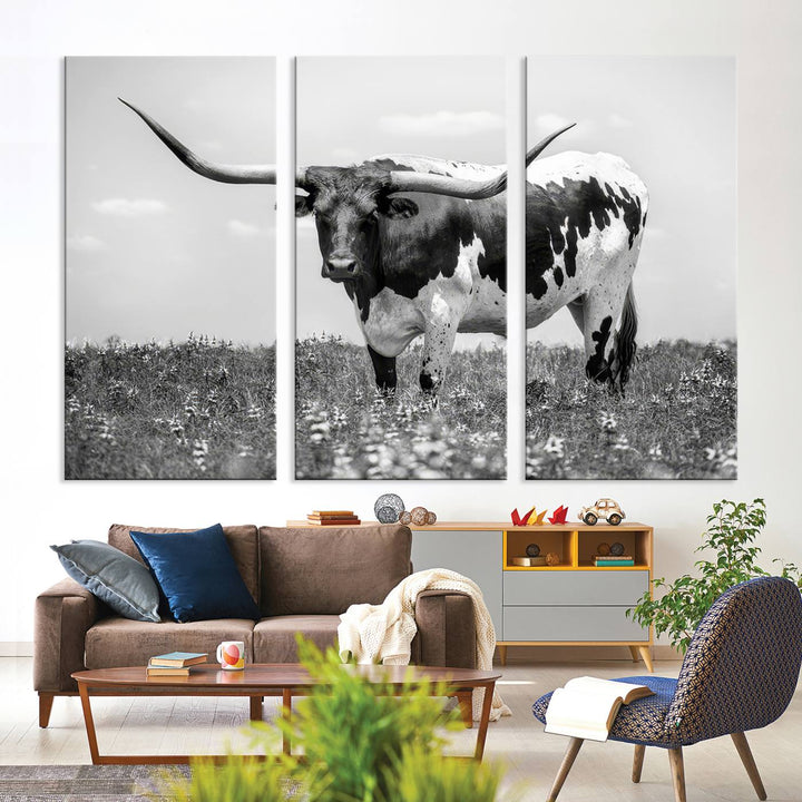 Texas Black White Highland Longhorn Cow Wall Art Canvas Print