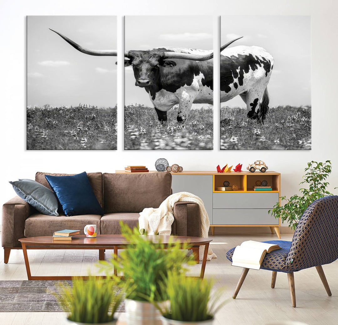 Texas Black White Highland Longhorn Cow Wall Art Canvas Print