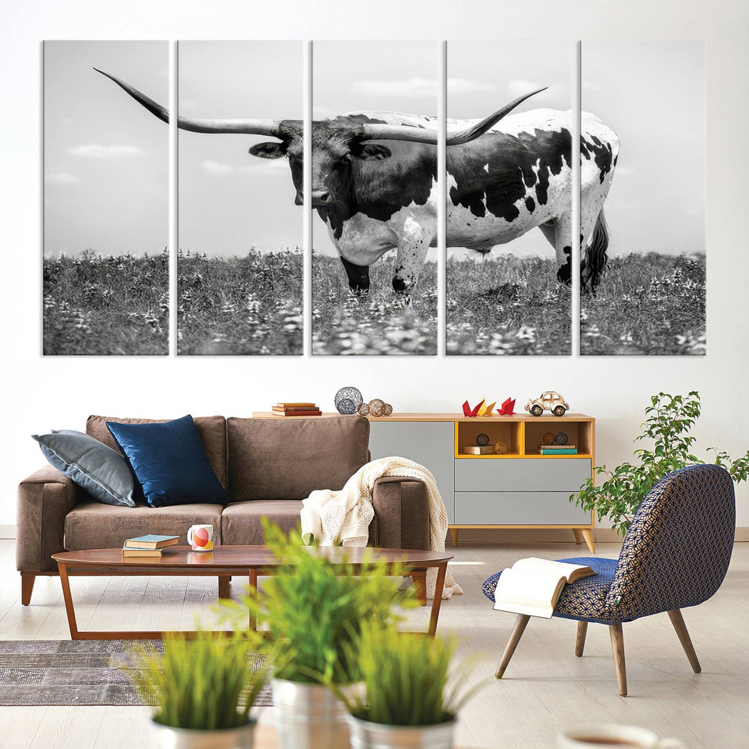 Texas Black White Highland Longhorn Cow Wall Art Canvas Print