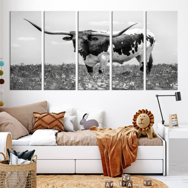 Texas Black White Highland Longhorn Cow Wall Art Canvas Print