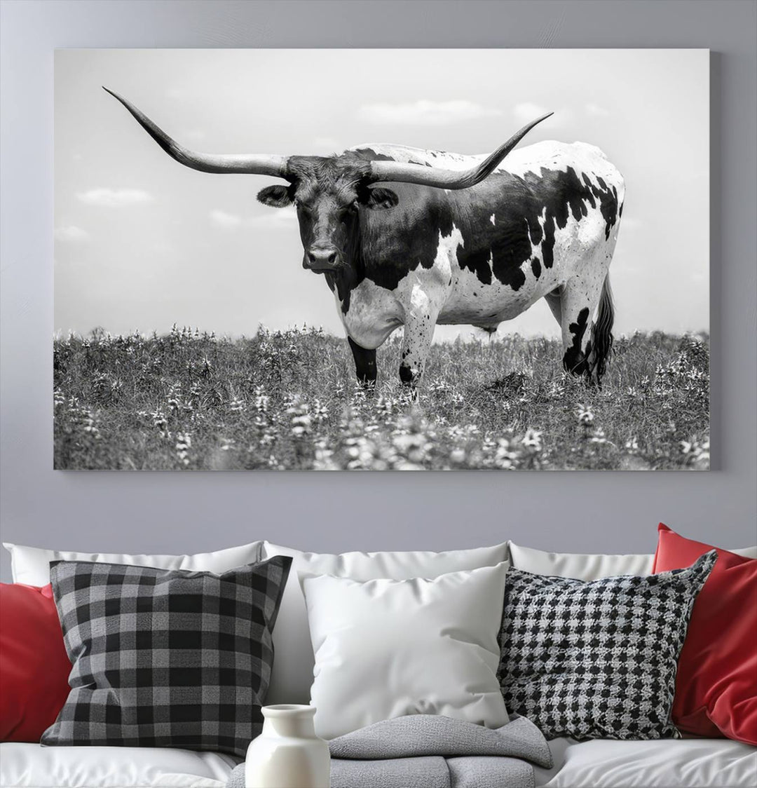 Texas Black White Highland Longhorn Cow Wall Art Canvas Print